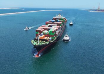 مجموعة موانئ أبوظبي ترفع ملكيتها في جلوبال فيدر شيبينغ إلى 81% باستثمار 1.1 مليار درهم