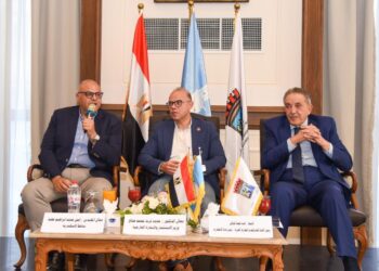 مصر تطلق مشروع ميكنة لربط الجهات الحكومية واختصار الإجراءات الاستثمارية