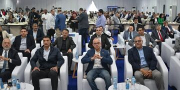 مصر تفتتح صومعتي تصدير جديدتين لمصنع تيتان وتعزز صادرات الأسمنت