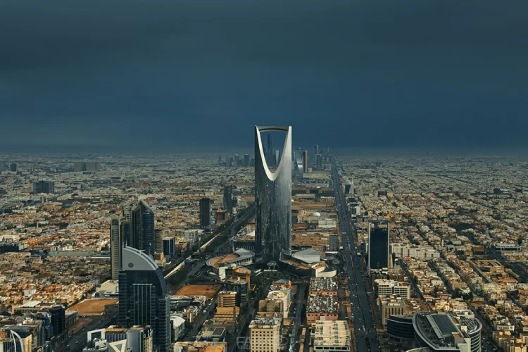 نمو الاقتصاد السعودي 3% في الربع الأول 2026 بدعم من أنشطة غير النفطية