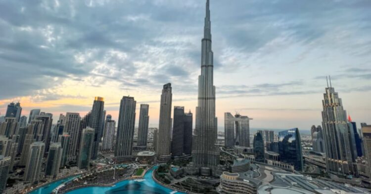 نمو الناتج المحلي الإجمالي في الإمارات 6.2% في 2025 مقارنة بـ 2024 نمو الناتج المحلي الإجمالي في الإمارات 6.2% في 2025 مقارنة بـ 2024