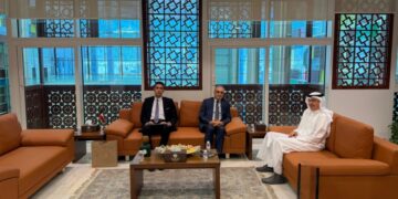 وزير التجارة الكويتي يبحث مع سفير تونس تعزيز التعاون التجاري والاستثماري