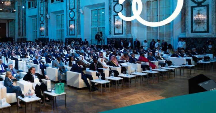 وزير مالية الكويت يترأس وفد البلاد في منتدى صندوق أوبك للتنمية الدولية