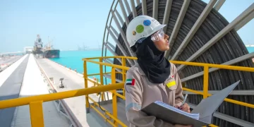 الإمارات العالمية للألمنيوم تعلن تقدم إعادة تشغيل مجمع الطويلة بعد الهجوم