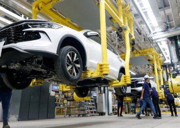 BYD تطلق 100000 مركبة كهربائية من مصنعها في البرازيل