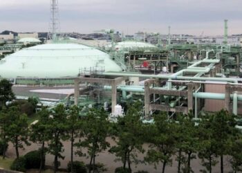 JERA تؤكد تأمين 35 مليون طن متري من LNG حتى أكتوبر 2026 بدون خطر نقص في الصيف