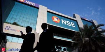 NSE تستعد لطرح أولي بقيمة 30000 كرور بعد تسوية قضية 1491 كرور