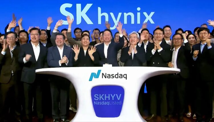 SK hynix تدرج أسهمها بنسداك وتخطط لاستثمارات تفوق 35 مليار دولار في الولايات المتحدة SK hynix تدرج أسهمها بنسداك وتخطط لاستثمارات تفوق 35 مليار دولار في الولايات المتحدة