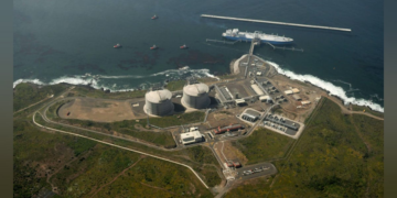 Sempra TotalEnergies تصدران أول 3.25 مليون طن من LNG إلى آسيا 2026