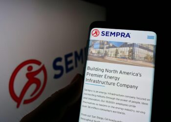 Sempra تكمل شحن أول حمولات الغاز الطبيعي المسال وتؤجل إتمام مشروع ECA إلى الربع الرابع 2026