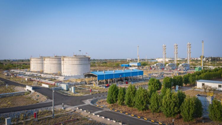 Vedanta تعلن هدف إنتاج 500000 برميل نفط يومياً وتدعو لتسريع الاستكشاف في الهند Vedanta تعلن هدف إنتاج 500000 برميل نفط يومياً وتدعو لتسريع الاستكشاف في الهند