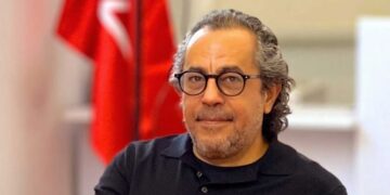 أشرف عبد المحسن يؤكد مسؤولية الإنسان في بناء مدن إنسانية في الإمارات