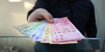 استبدال العملة السورية يدخل مرحلته الأخيرة مع إنجاز 80% من الكتلة النقدية
