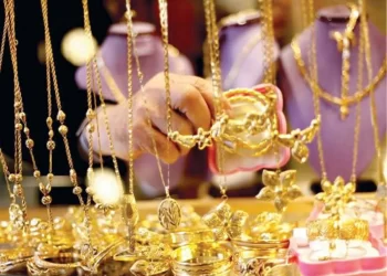 الذهب قرب 4000 دولار للأوقية واستقرار الأسعار مرتبط بالهدوء السياسي