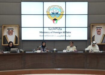 الكويت تعزز التنسيق لتطوير حماية حقوق العمال في سوق العمل