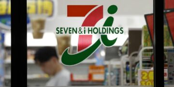 اليابان تنهي محادثات استثمار في زابكا البولندية وتخفض حصتها 2.3%