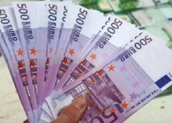 اليورو ينخفض أمام الجنيه المصري ويصل إلى 55 جنيهاً لأول مرة منذ أشهر