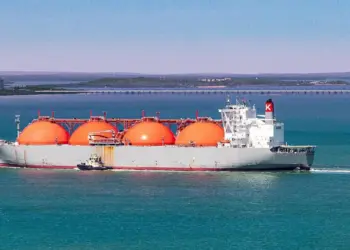 اليونان تعارض حظر توريد 10 ملايين طن متري من LNG الروسي في 2025