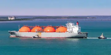 اليونان تعارض حظر توريد 10 ملايين طن متري من LNG الروسي في 2025