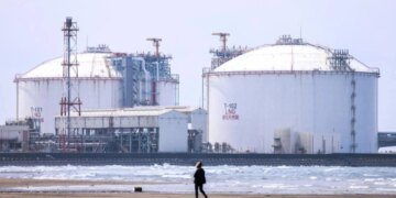 انخفاض أسعار الغاز في أسواق الغاز الأوروبي بسبب توقف الغاز الروسي عبر أوكرانيا عام 2025