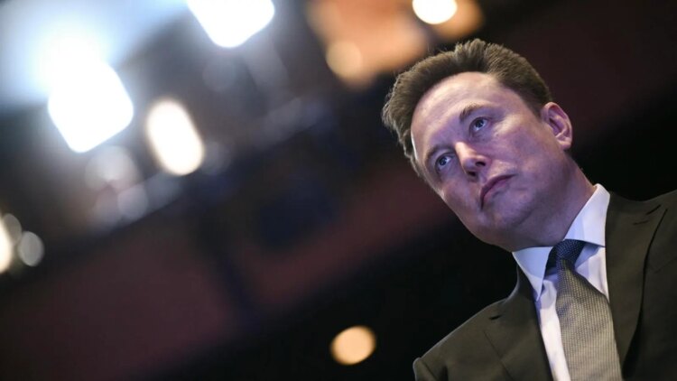 انخفاض ثروة إيلون ماسك إلى أقل من 700 مليار دولار بسبب تراجع أسهم SpaceX انخفاض ثروة إيلون ماسك إلى أقل من 700 مليار دولار بسبب تراجع أسهم SpaceX