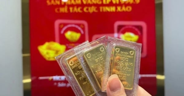 انخفاض سعر الذهب الفوري إلى 4068 دولاراً مع تراجع سبائك SJC 600 ألف دونغ انخفاض سعر الذهب الفوري إلى 4068 دولاراً مع تراجع سبائك SJC 600 ألف دونغ
