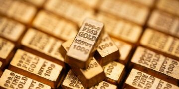 بنك أوف أمريكا يخفض توقعات سعر الذهب الفوري لـ 4360 دولار مع ثقة في الصعود الطويل الأمد