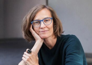 تطبيقات فيدرالية تدعم 8 فرق لتطوير مراقبة هرمونية مستمرة بقيمة 40 مليون يورو في 2026