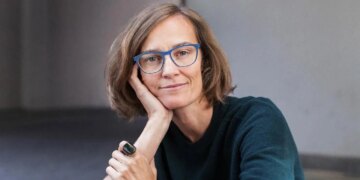 تطبيقات فيدرالية تدعم 8 فرق لتطوير مراقبة هرمونية مستمرة بقيمة 40 مليون يورو في 2026