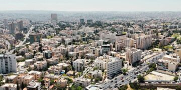حالة الطقس المعتدلة في الأردن تؤثر على نشاط القطاعات الاقتصادية الرئيسية