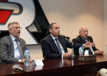 رئيس الهيئة للرقابة المالية يبحث مع شركات مصر تنشيط سوق التأمين وتطوير منتجاته