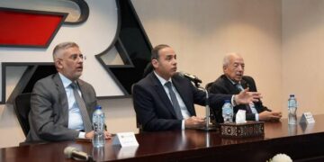رئيس الهيئة للرقابة المالية يبحث مع شركات مصر تنشيط سوق التأمين وتطوير منتجاته