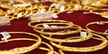 سعر الذهب الفوري يرتفع إلى 4045 دولارًا للأونصة بنسبة 0.9% في 1 يوليو 2026