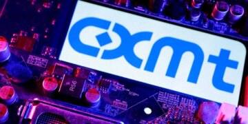 شركة ChangXin Memory Technologies تطرح 6.69 مليار سهم في أكبر طرح عام صيني Raises 57.9 مليار يوان
