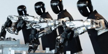 شركة هومانويد البريطانية تجمع 152 مليون دولار وتصبح بقيمة 1.35 مليار دولار