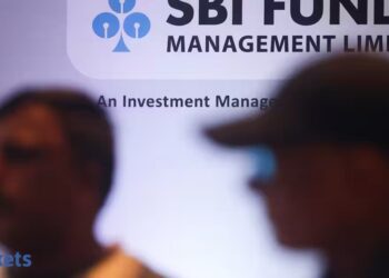 طرح SBI Funds IPO بسعر مخفض مقارنة بشركات إدارة الأصول المدرجة