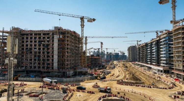عزيزي تتصدر مبيعات التطوير العقاري في دبي بـ872 مليون دولار يونيو عزيزي تتصدر مبيعات التطوير العقاري في دبي بـ872 مليون دولار يونيو