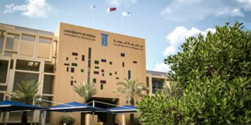 قطر توقع مذكرة لإنشاء مختبر حي للشبكات الذكية بجامعة الدوحة