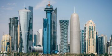 قطر للطاقة تشتري 33 شحنة LNG أميركية لتعويض تعطل مصنع راس لفان في 2026