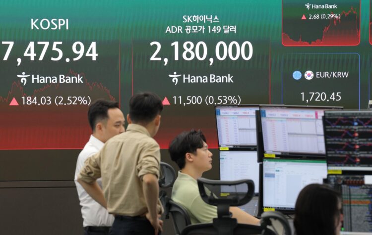 كوريا الجنوبية تحقق 26.6 مليار دولار من إدراج SK hynix في ناسداك كوريا الجنوبية تحقق 26.6 مليار دولار من إدراج SK hynix في ناسداك