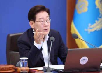 كوريا الجنوبية ترفع توقعات نمو الناتج المحلي إلى 3% في 2026 بدعم من طفرة رقائق الذكاء الاصطناعي