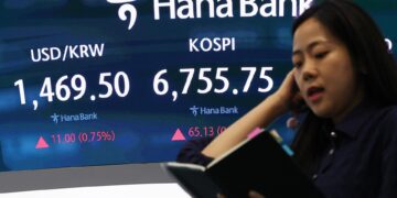 كوريا الجنوبية تسجل ارتفاع مؤشر كوسبي بنسبة 0.97 في المئة بعد تقلبات يومية