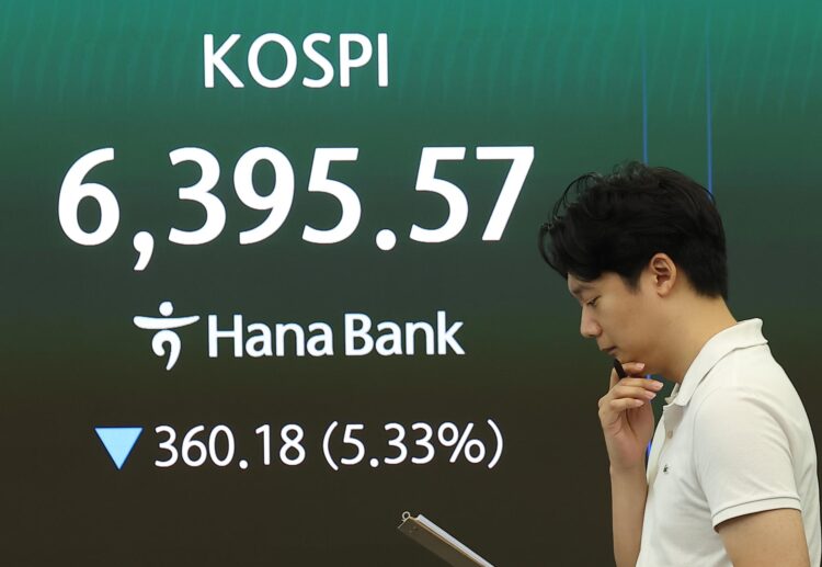كوريا الجنوبية تشهد انخفاض مؤشر KOSPI بنسبة 8.59 في المئة بفعل خسائر القطاع التقني كوريا الجنوبية تشهد انخفاض مؤشر KOSPI بنسبة 8.59 في المئة بفعل خسائر القطاع التقني