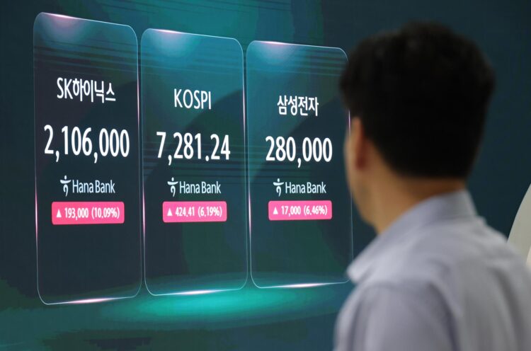كوريا الجنوبية تشهد زيادة 78.1 بالمئة في مبيعات التأمين التقاعدي المرتبط بالاستثمار كوريا الجنوبية تشهد زيادة 78.1 بالمئة في مبيعات التأمين التقاعدي المرتبط بالاستثمار