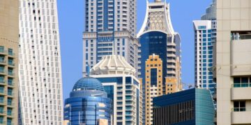 مبيعات الشقق السكنية في دبي ترتفع 19% خلال يونيو إلى 4.6 مليار دولار