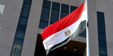 مصر تدين الاعتداءات الإيرانية على الكويت وتدعو لخفض التصعيد
