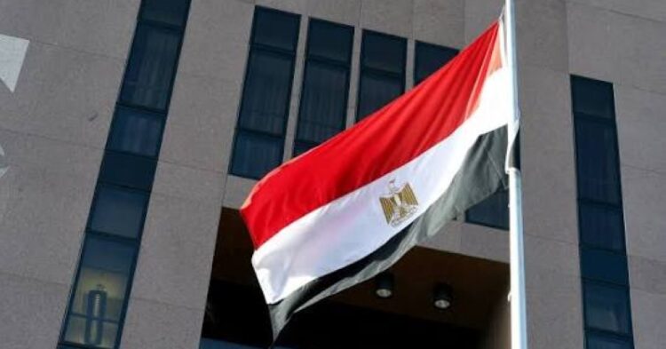 مصر تدين الاعتداءات الإيرانية على الكويت وتدعو لخفض التصعيد مصر تدين الاعتداءات الإيرانية على الكويت وتدعو لخفض التصعيد