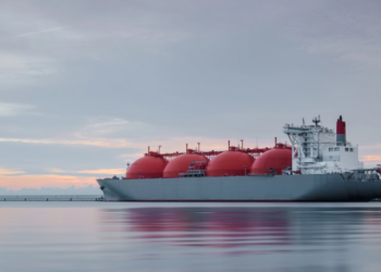 وزارة الطاقة تقترح إقامة جسر طاقة لتوريد 14 مليون طن متري من LNG من كندا لأوكرانيا لمدة 30 عاماً