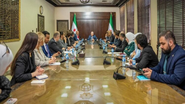وزير المالية السوري يناقش مع صندوق النقد أولويات التعافي الاقتصادي وخطة الإصلاح المالي وزير المالية السوري يناقش مع صندوق النقد أولويات التعافي الاقتصادي وخطة الإصلاح المالي