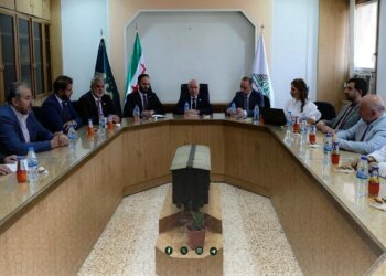 وزير النقل السوري يعرض خطة لتأهيل شركة السكك الحديدية في حلب وتطوير قطاع النقل في سوريا